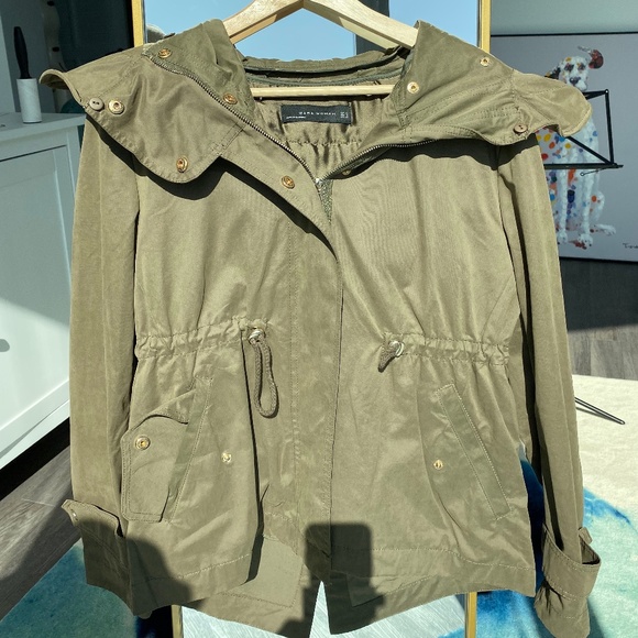 Zara Jackets & Blazers - Zara Safari Jacket with detachable quilted vest.